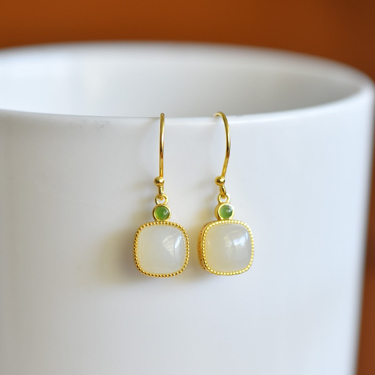 s925 silver-set Hetian jade square domed design Jadeite Earrings · Size 10×10