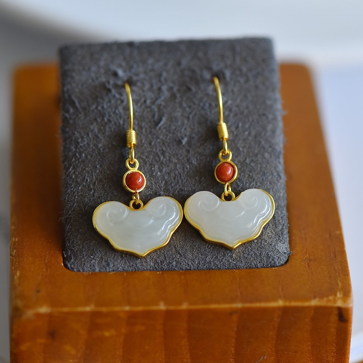 s925 silver-set Hetian jade with Southern red agate Jadeite Earrings · Size 9×14