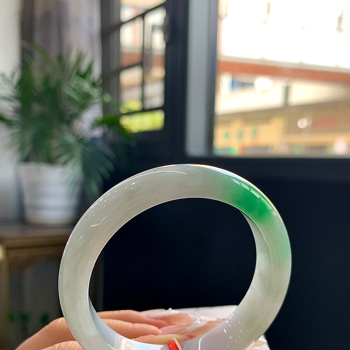 Green Floats Bracelets · Size 50.5-12.3-7.4