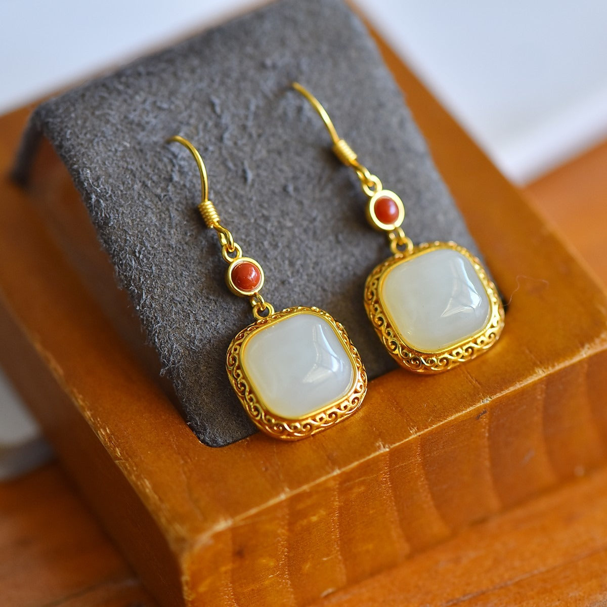 s925 silver-set Hetian jade square domed design with Southern red agate Jadeite Earrings · Size 10×10
