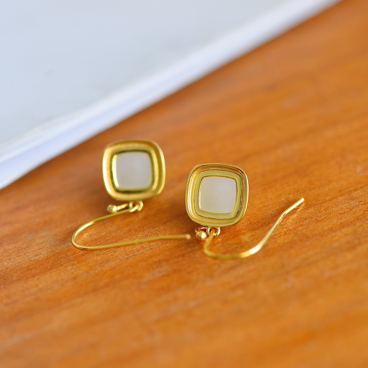 s925 silver-set Hetian jade square domed design plain silver Jadeite Earrings · Size 7×7