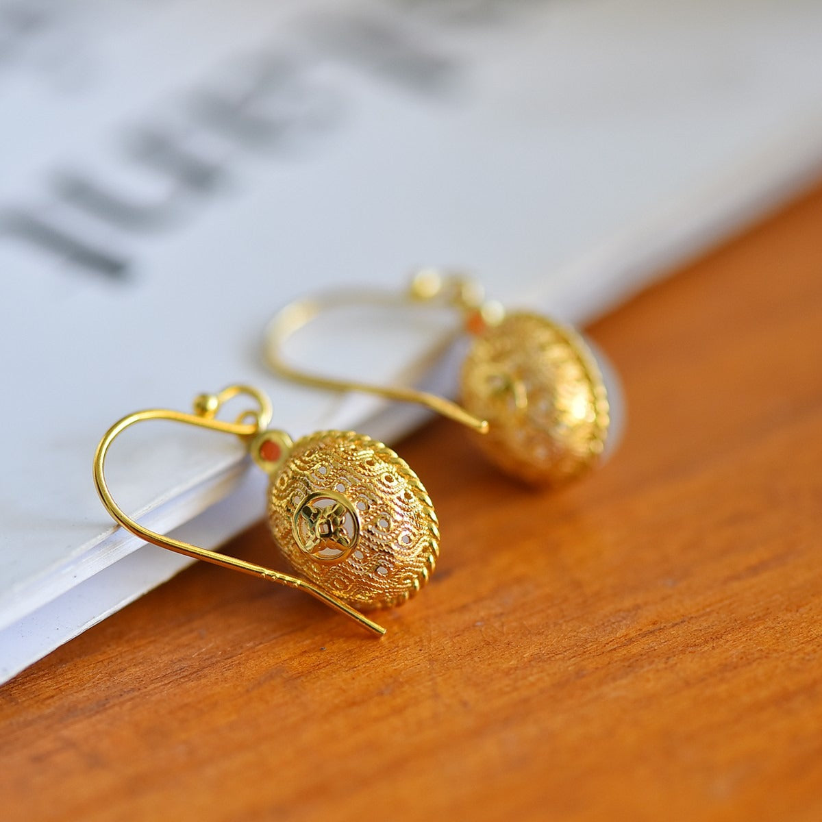 s925 silver-set Hetian jade Qinghai material with Southern red agate Jadeite Earrings · Size 8×10
