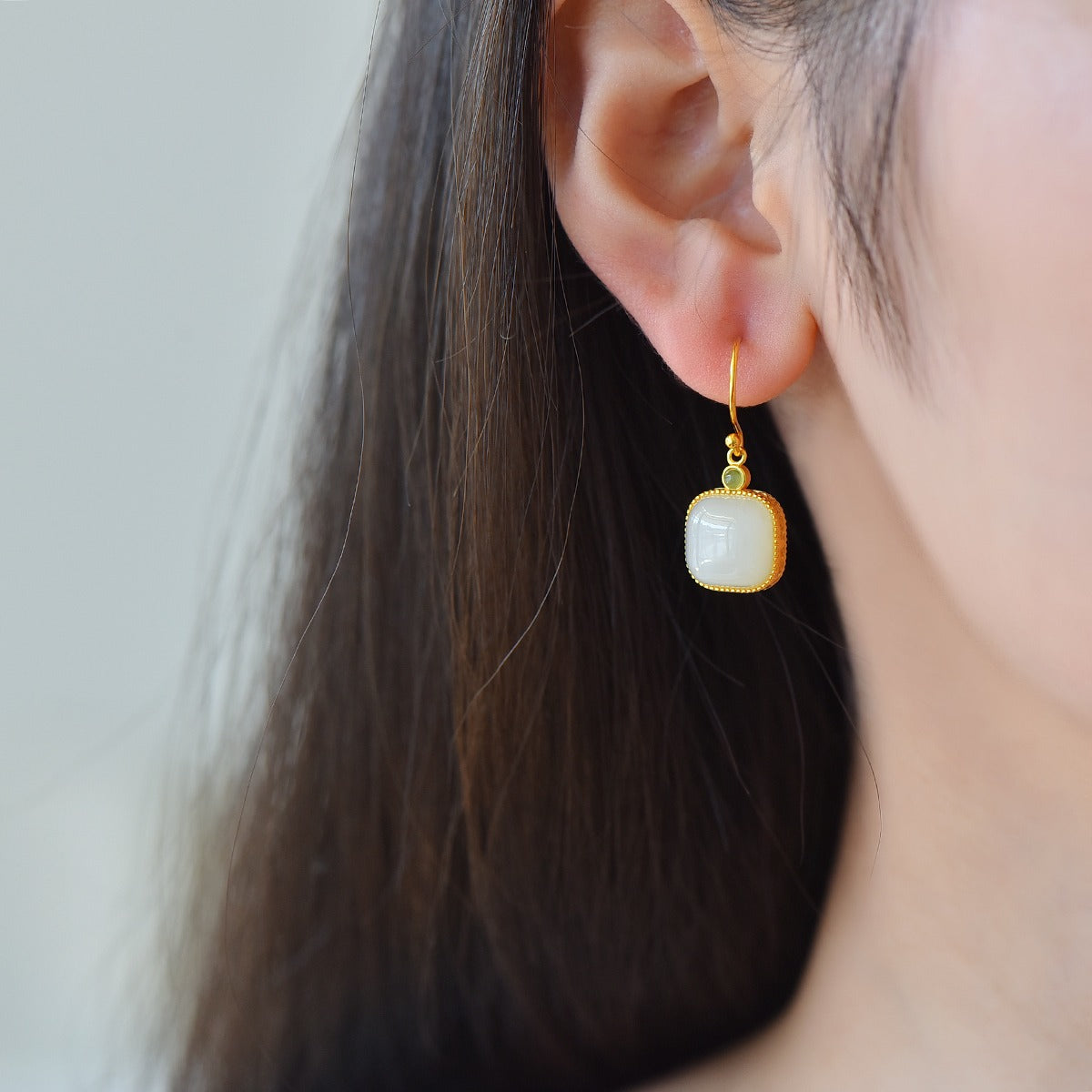 s925 silver-set Hetian jade square domed design Jadeite Earrings · Size 8×8