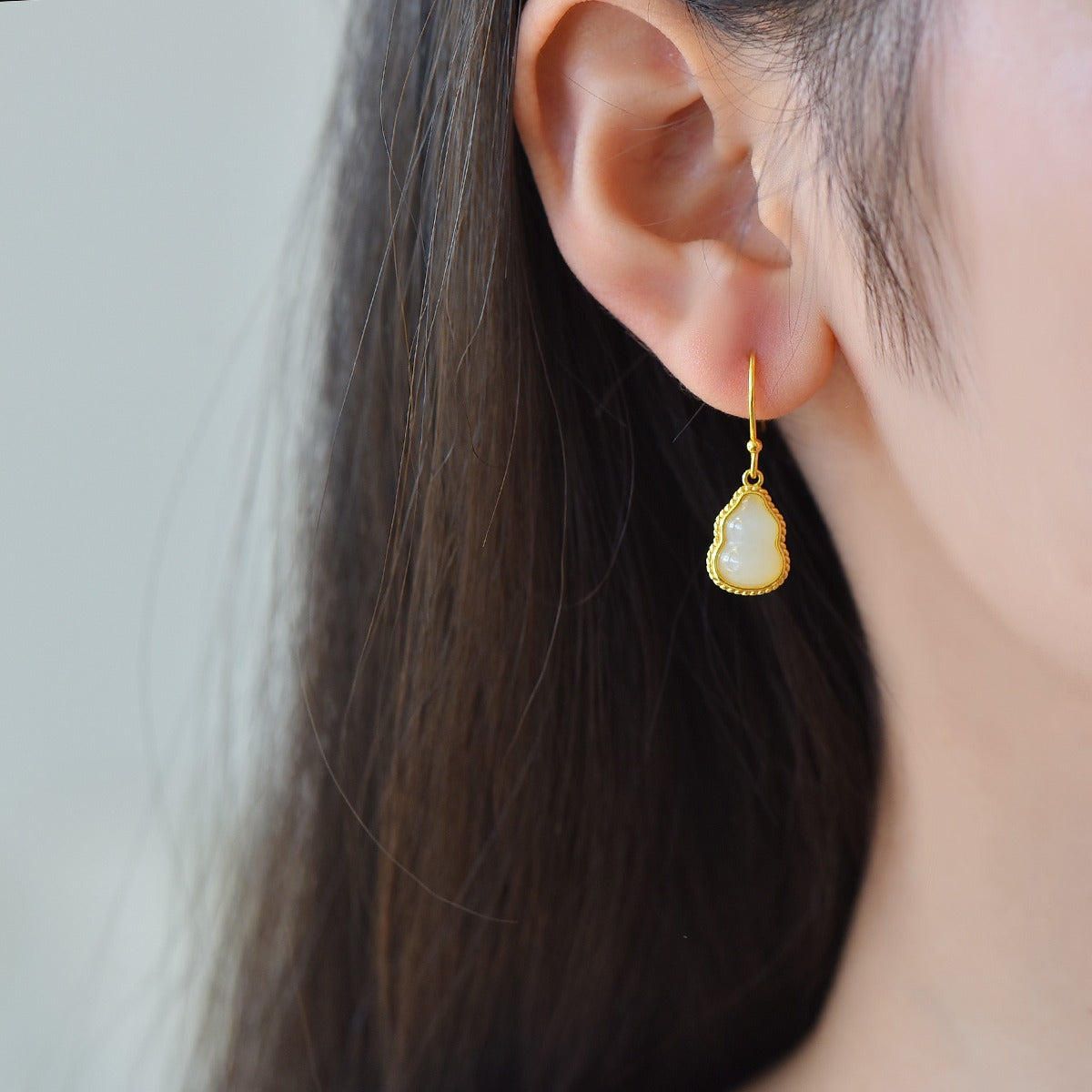 s925 silver-set Hetian jade plain silver Jadeite Earrings · Size 7×10